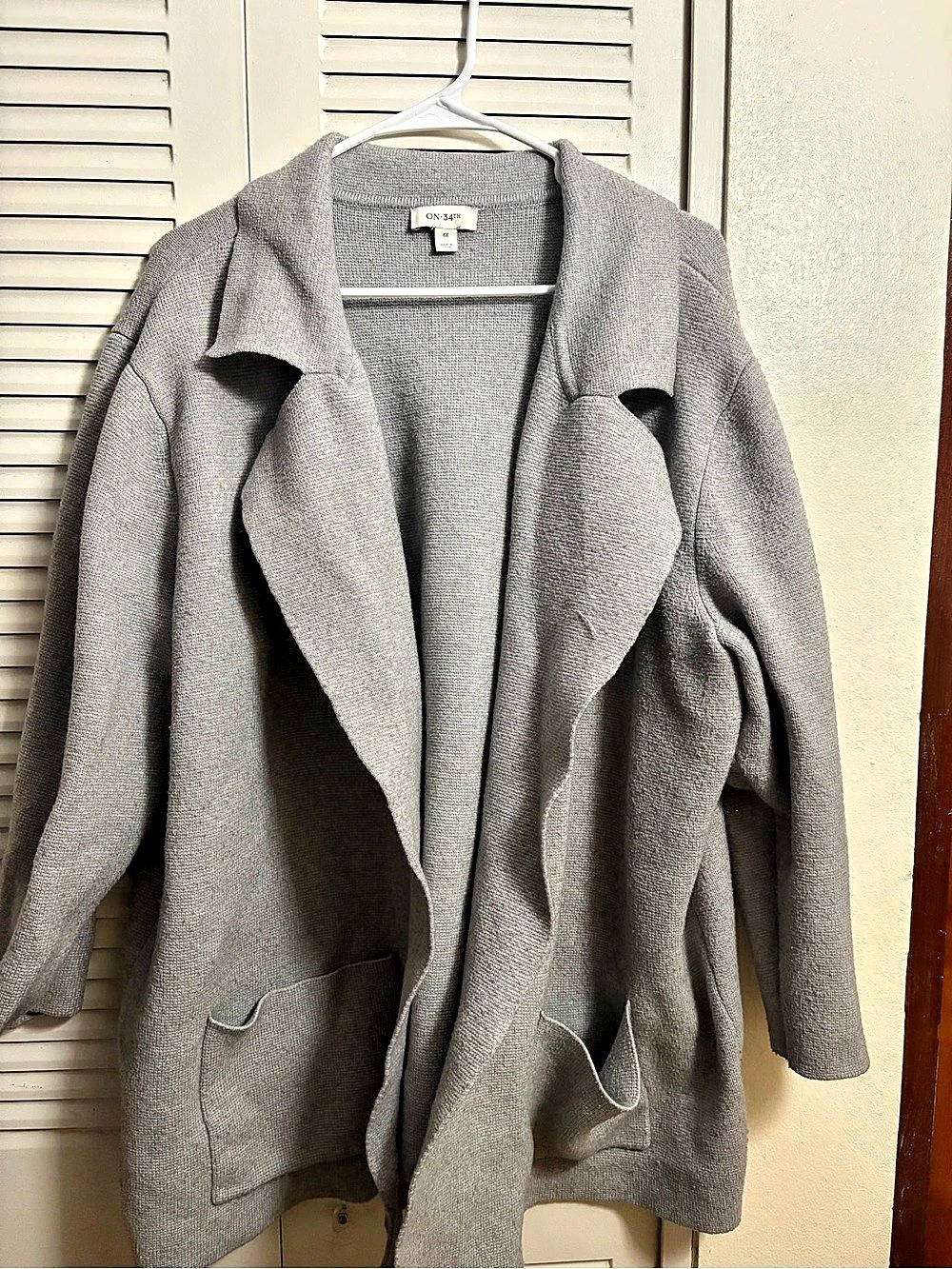 ON 34th Women's Gray Cardigan Size 4X L